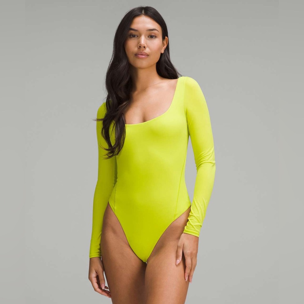 Lululemon Wundermost Ultra-Soft Nulu Square-Neck Long-Sleeve Bodysuit Size M NWT
